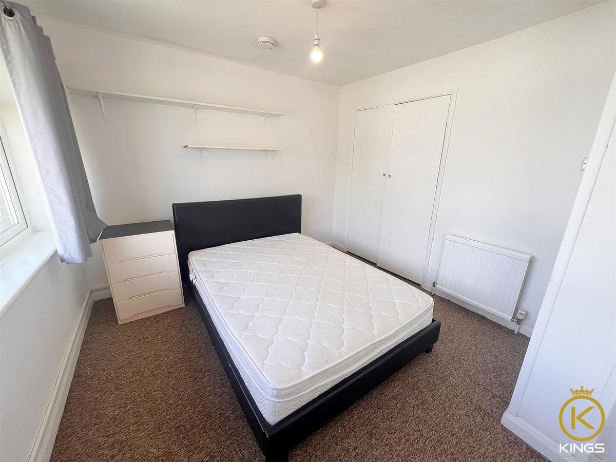 4 bedroom house for rent Guildford Park Avenue, Surrey, GU2 7NL UniHomes