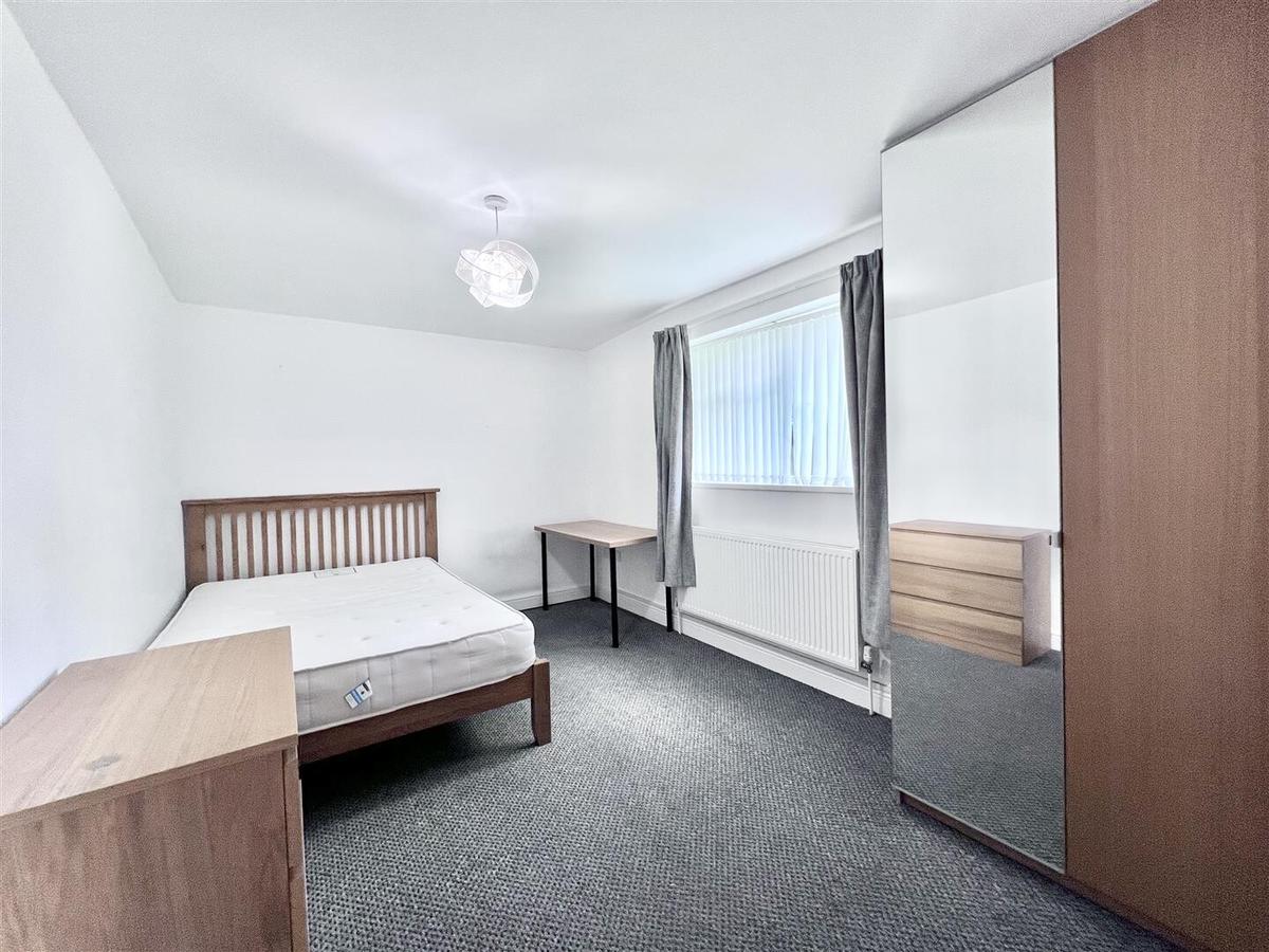 4 bedroom house for rent Western Boulevard Nottingham, NG8 1PG UniHomes