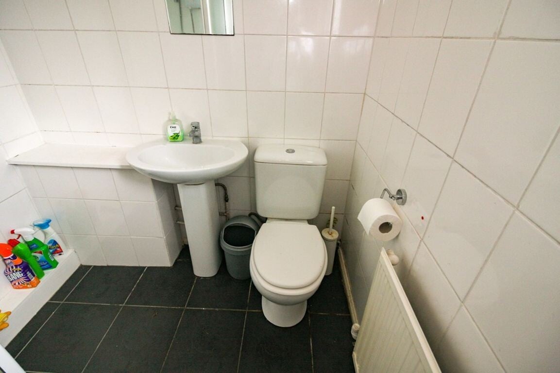 4 bedroom house for rent Frome Road, Bath, BA2 2QE UniHomes