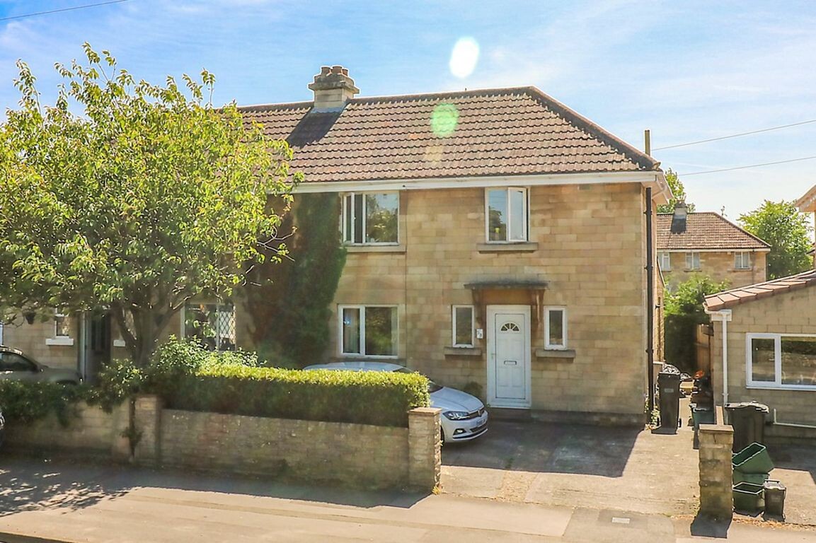 4 bedroom house for rent Frome Road, Bath, BA2 2QE UniHomes