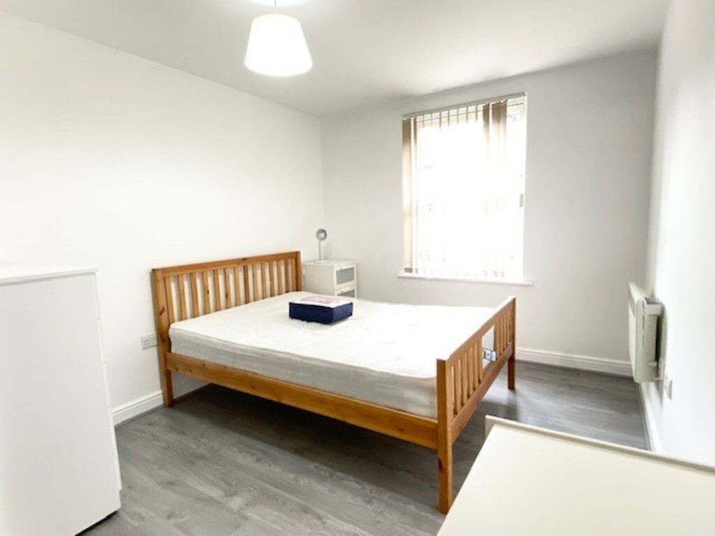 3 bedroom apartment for rent Bingley Court, Canterbury, CT1 2SX UniHomes