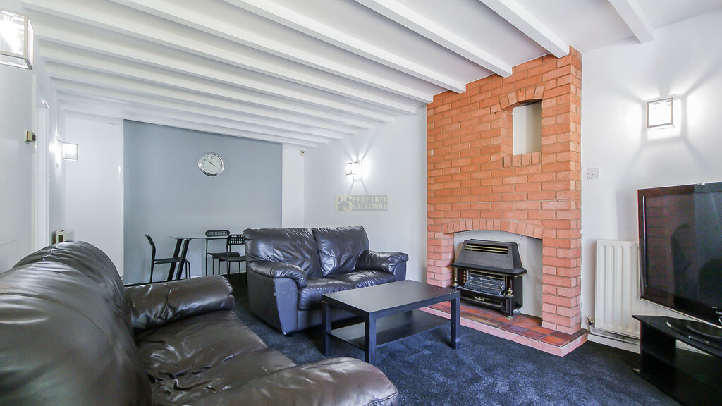 4 bedroom house on Pavenham Drive Edgbaston, Edgbaston, Birmingham