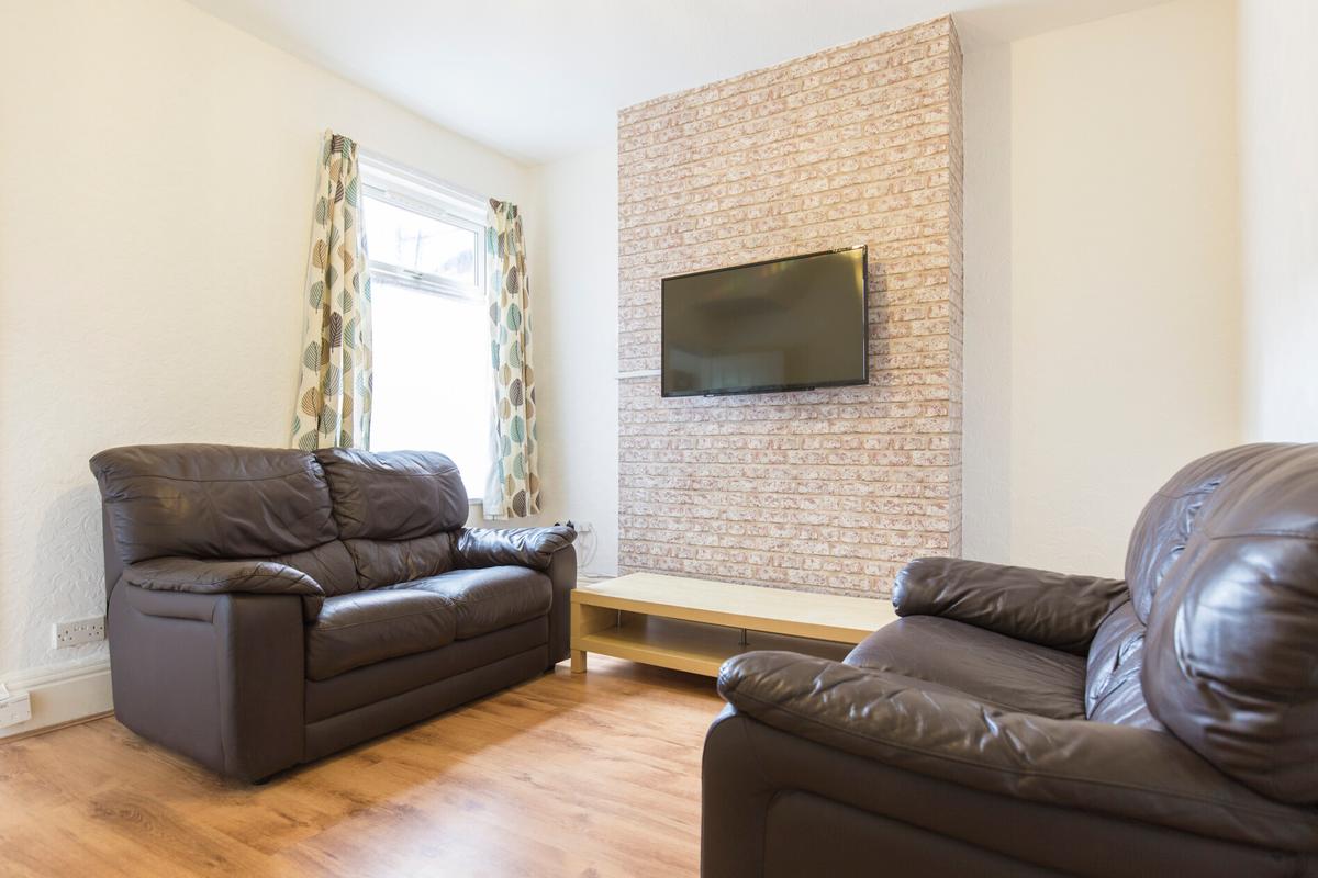 4 bedroom house for rent Walgrave Street, Hull, HU5 2LT UniHomes