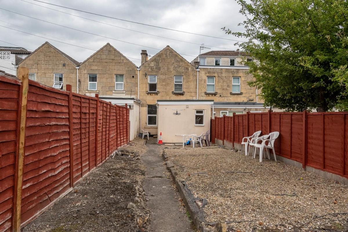 6 bedroom house for rent St. Peters Terrace, Bath, BA2 3BT UniHomes