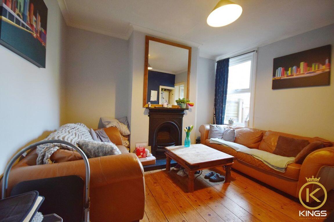 5 bedroom house for rent Manor Road, Surrey, GU2 9NR UniHomes