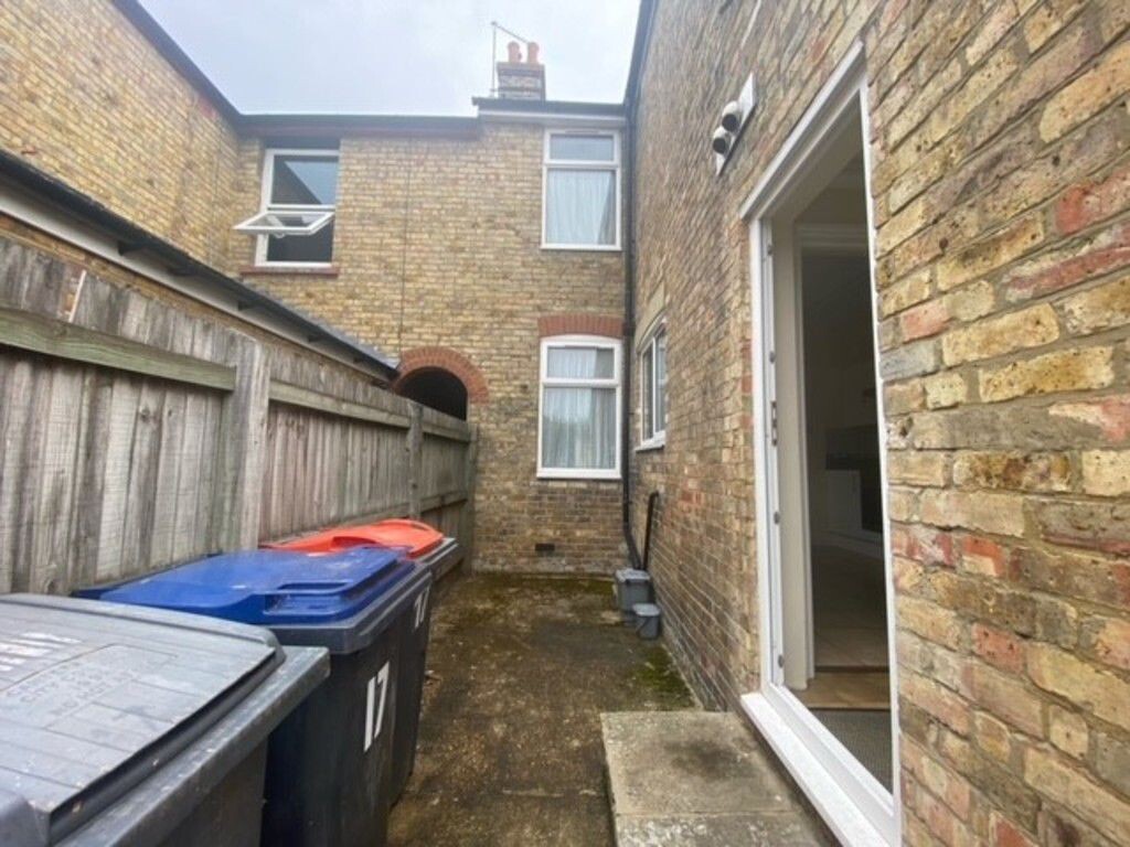 4 bedroom house for rent Guildford Road Canterbury, CT1 3QD UniHomes