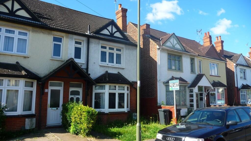4 bedroom house for rent Weston Road, Surrey, GU2 8AS UniHomes
