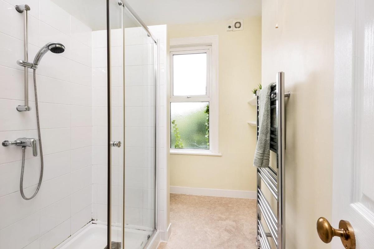 7 bedroom house for rent Newbridge Road, Bath, BA1 3HG UniHomes