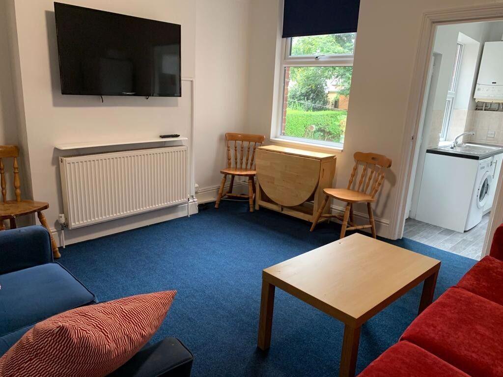 5 bedroom house for rent Springvale Road, Sheffield, S10 1LL UniHomes