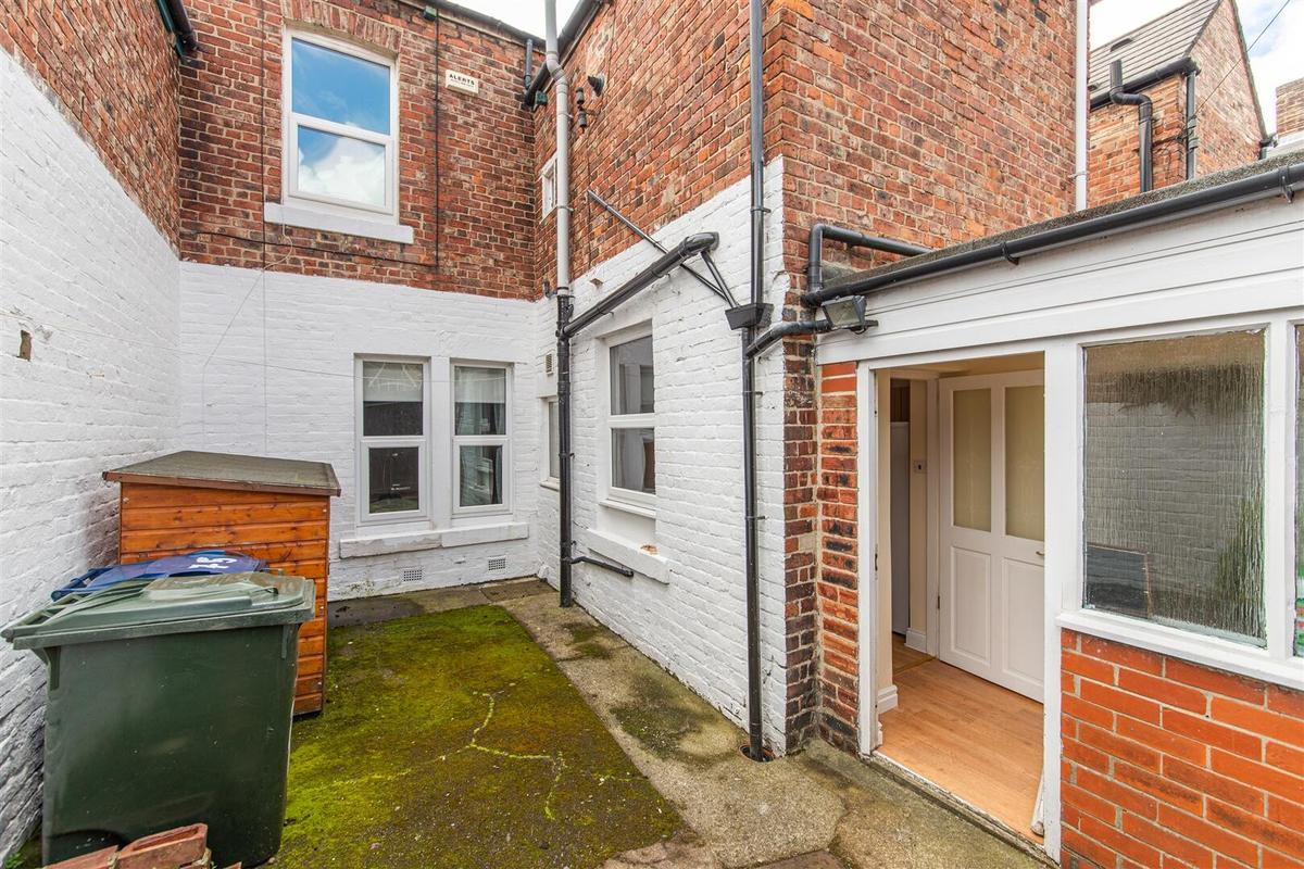 6 bedroom house for rent Cardigan Terrace, Newcastle, NE6 5NX UniHomes