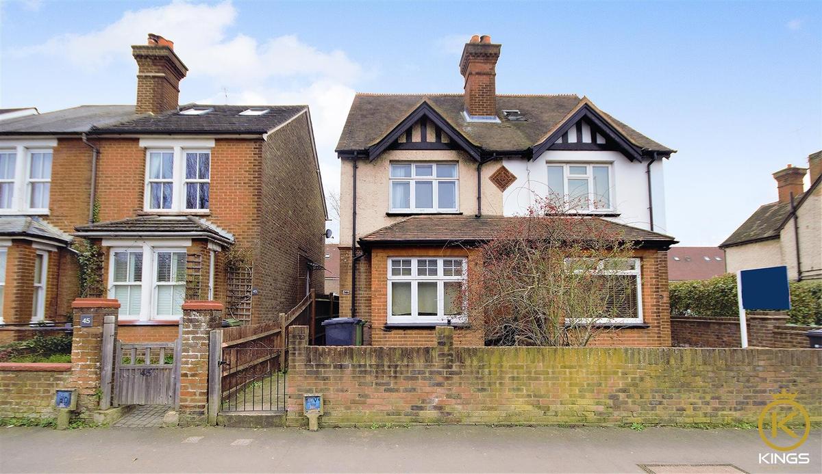 3 bedroom house for rent Woking Road, Surrey, GU1 1QD UniHomes