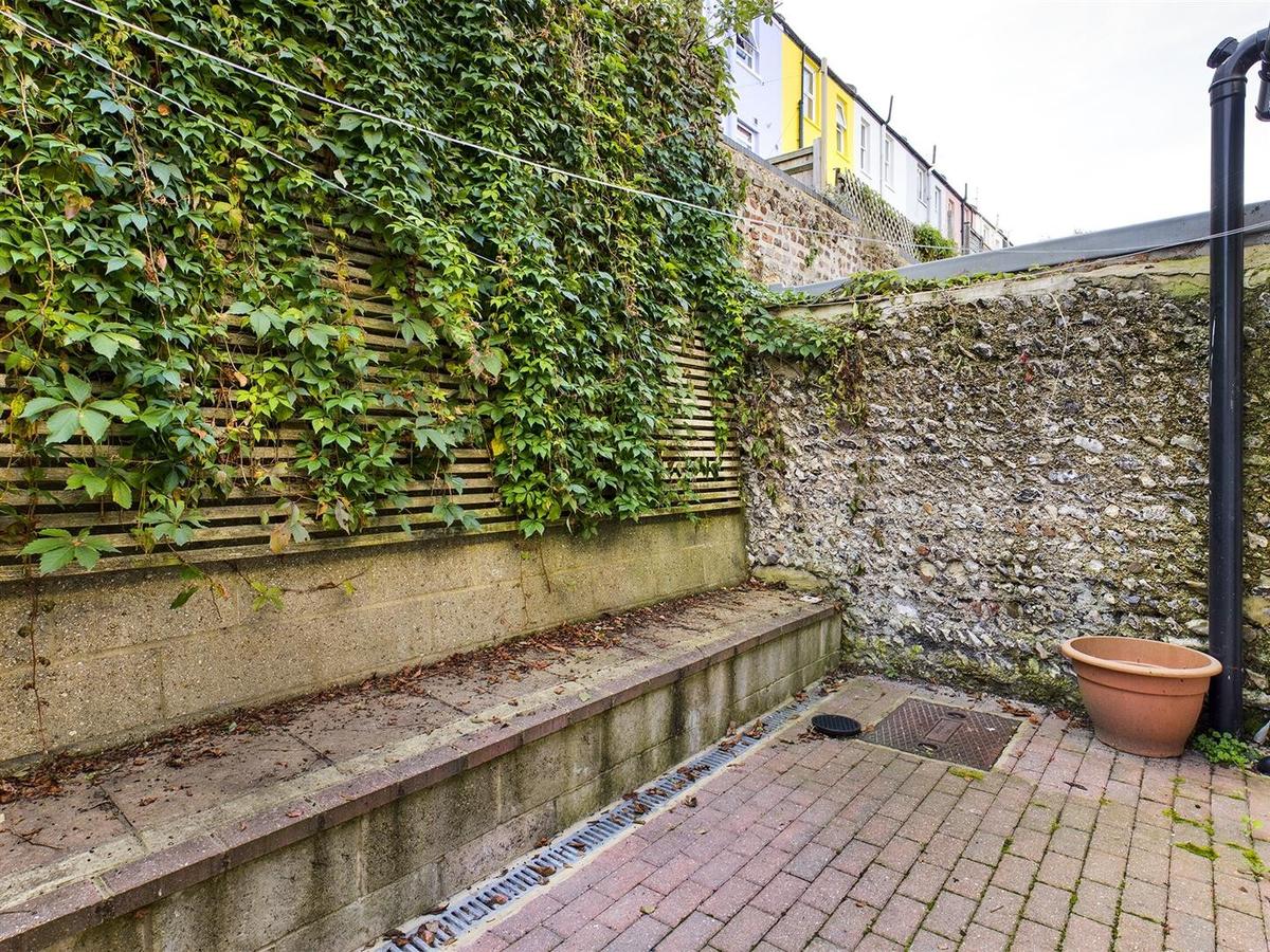 5 bedroom house for rent Hanover Terrace, Brighton, BN2 9SN UniHomes