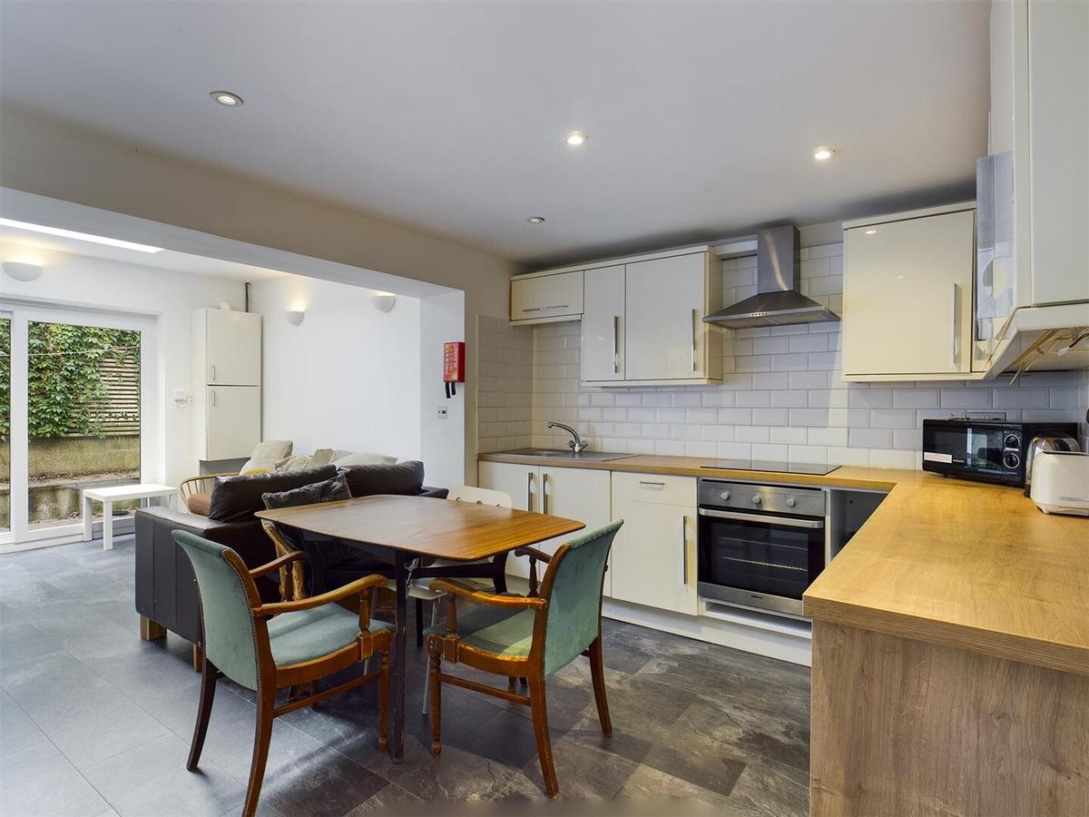 5 bedroom house for rent Hanover Terrace, Brighton, BN2 9SN UniHomes