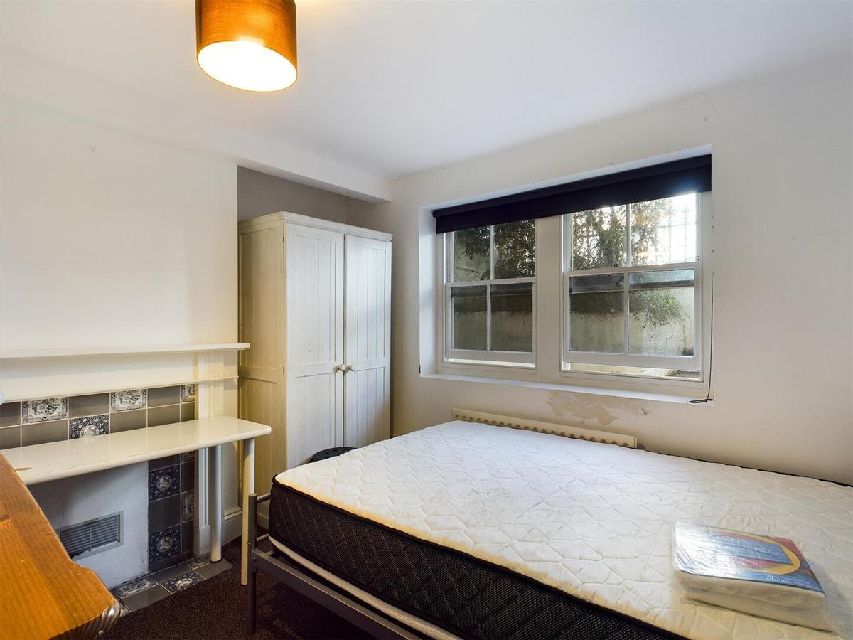 5 bedroom house for rent Hanover Terrace, Brighton, BN2 9SN UniHomes