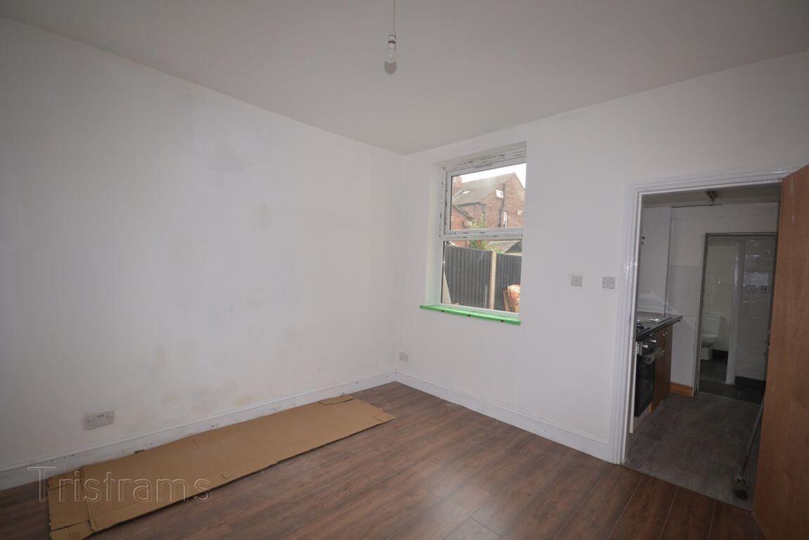 4 bedroom house for rent Cloister Street, Nottingham, NG7 2PG UniHomes