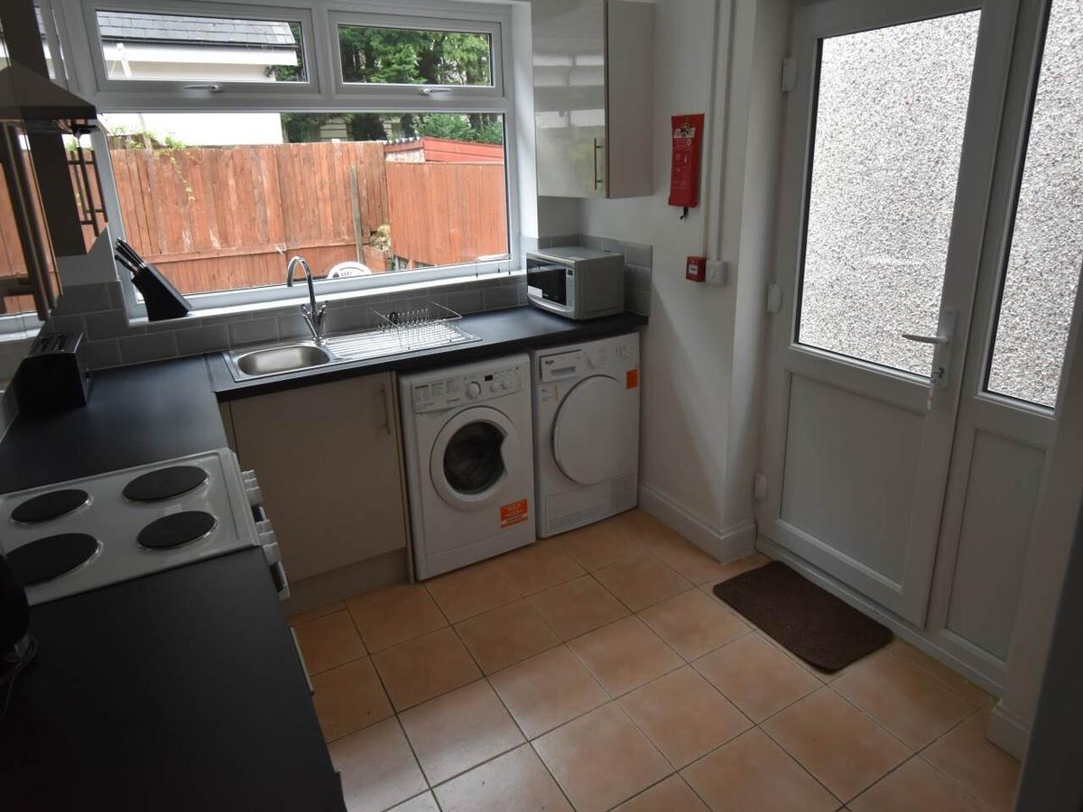 4 bedroom house for rent St. Helens Avenue, Brynmill, Swansea, SA1 4NF