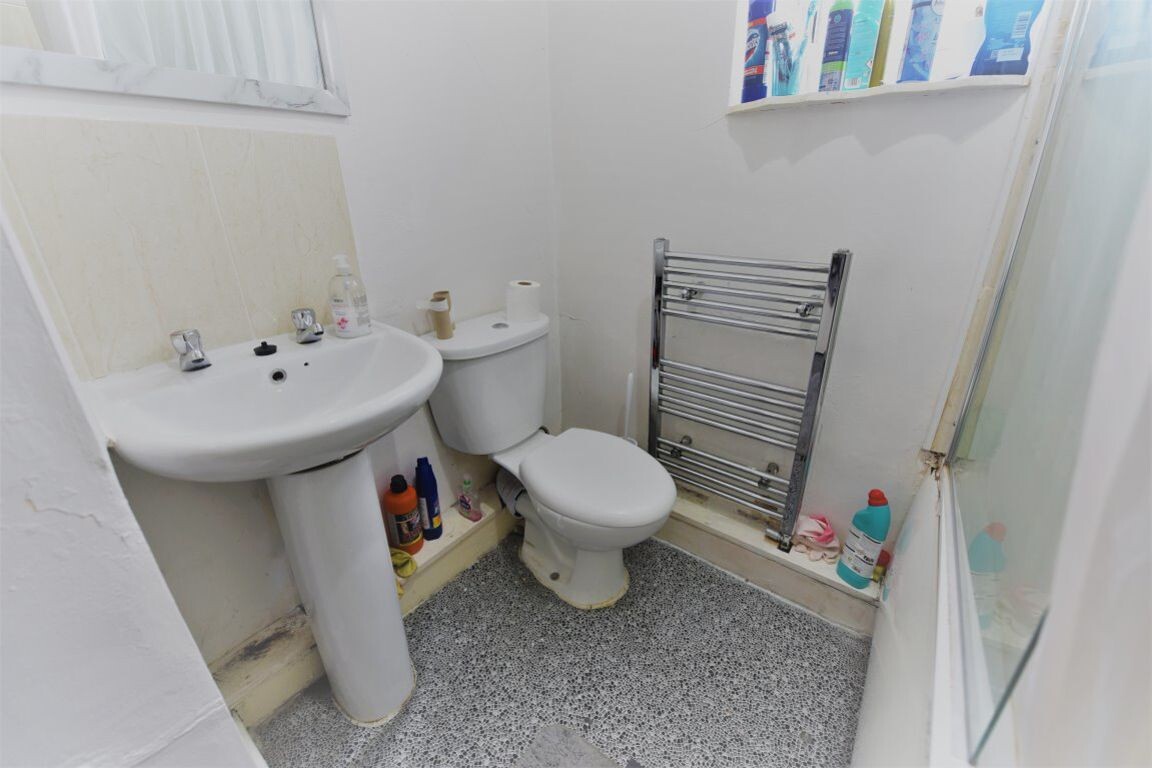 4 bedroom house for rent Carberry Place, Leeds, LS6 1QJ UniHomes