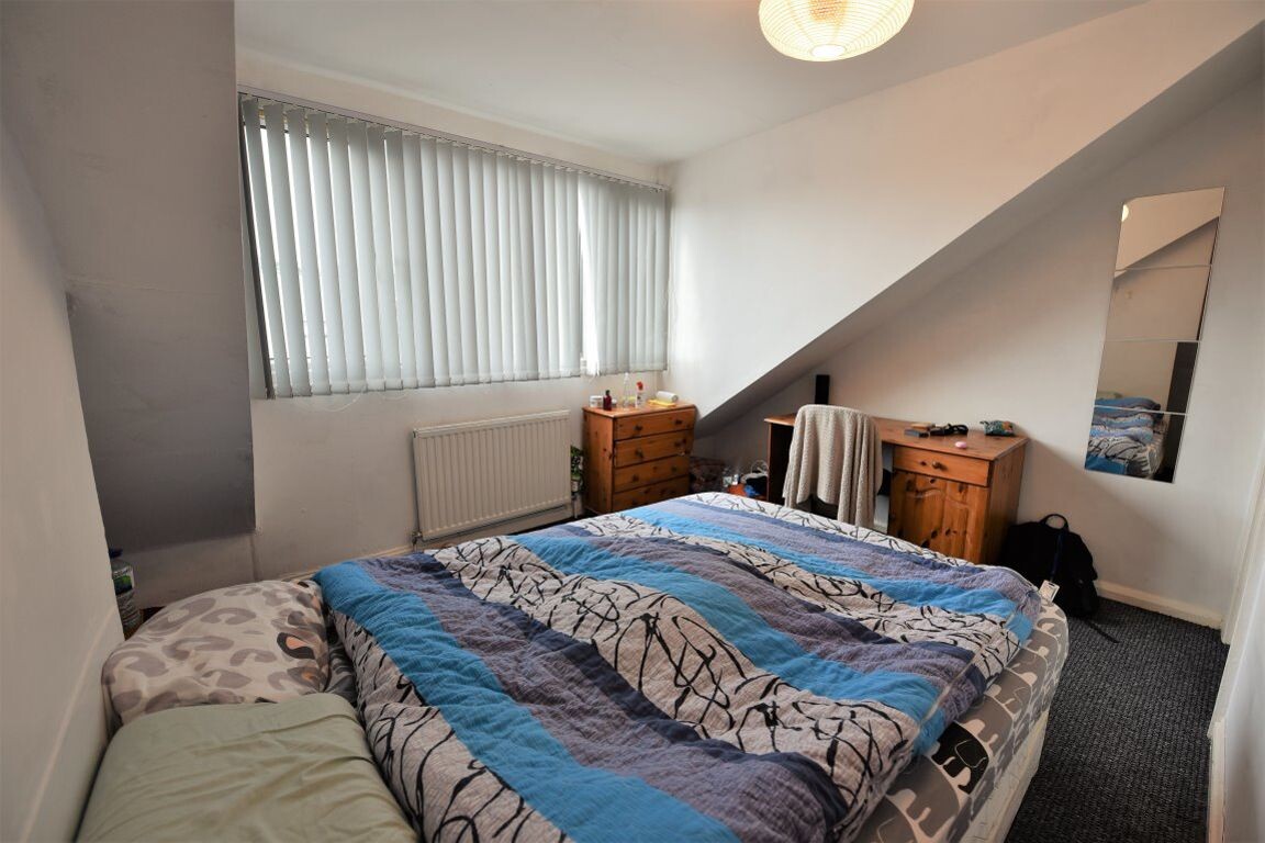 4 bedroom house for rent Carberry Place, Leeds, LS6 1QJ UniHomes