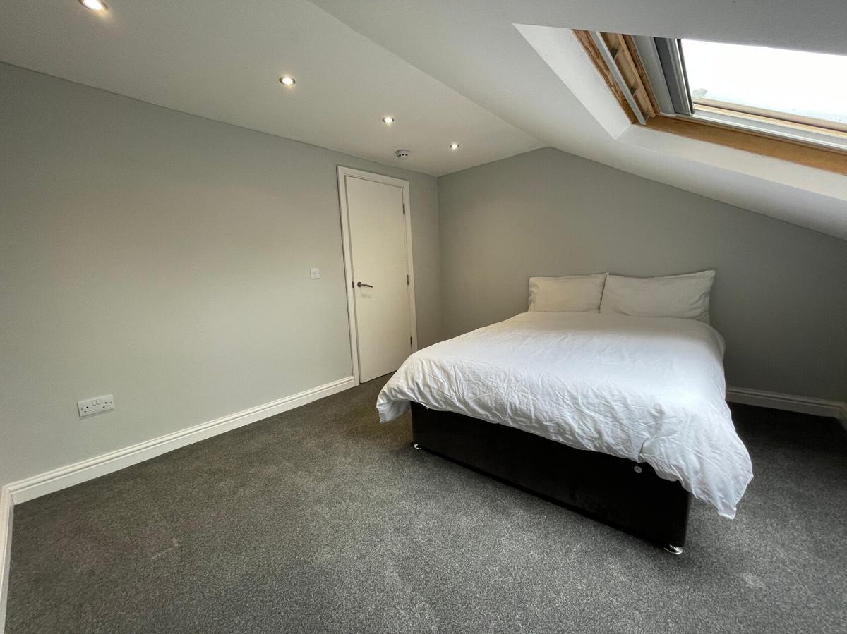 3 bedroom apartment for rent Glossop Road, Sheffield, S10 2QE UniHomes