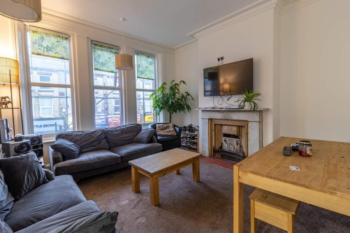 7 bedroom apartment for rent Gresford Avenue, Liverpool, L17 2AW UniHomes