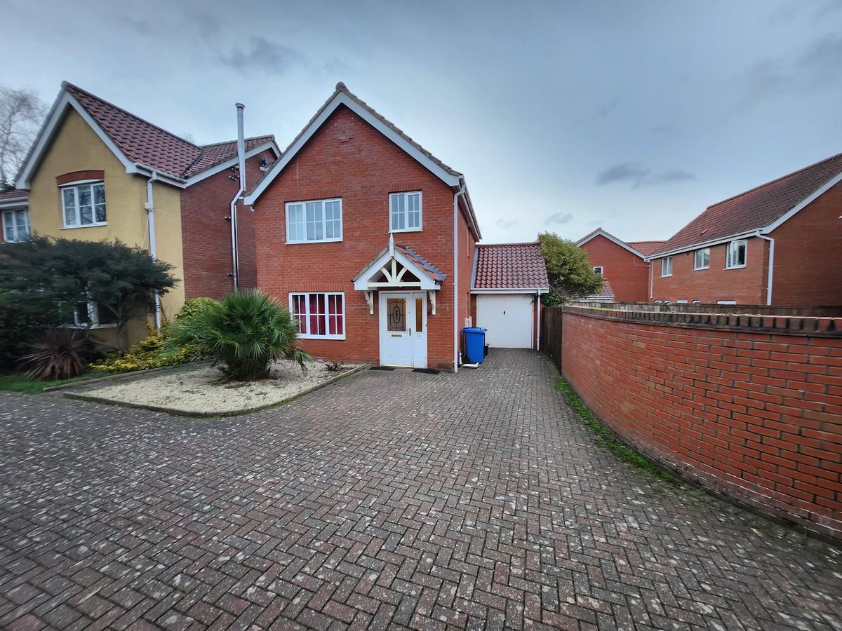 5 bedroom house for rent Swallow Tail Close Norwich, NR5 9HX UniHomes