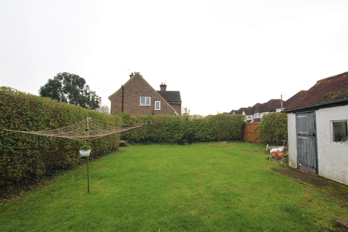 3 bedroom apartment for rent Aldershot Road, Surrey, GU2 8AJ UniHomes