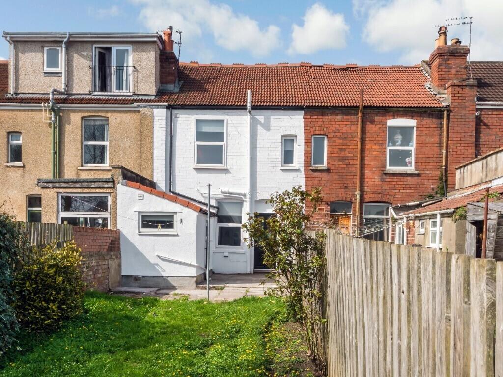 4 bedroom house for rent Pendennis Park, Bristol, BS4 4JN UniHomes