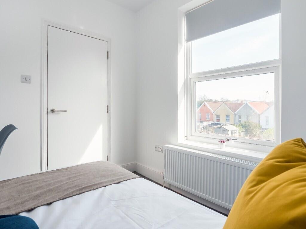 4 bedroom house for rent Pendennis Park, Bristol, BS4 4JN UniHomes