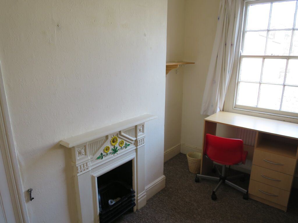 6 bedroom house for rent St Clements Street, Oxford, OX4 1AB UniHomes