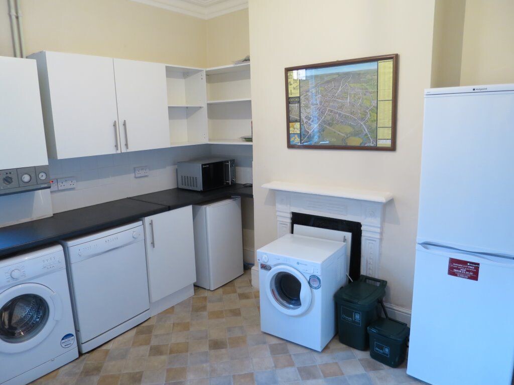 6 bedroom house for rent St Clements Street, Oxford, OX4 1AB UniHomes