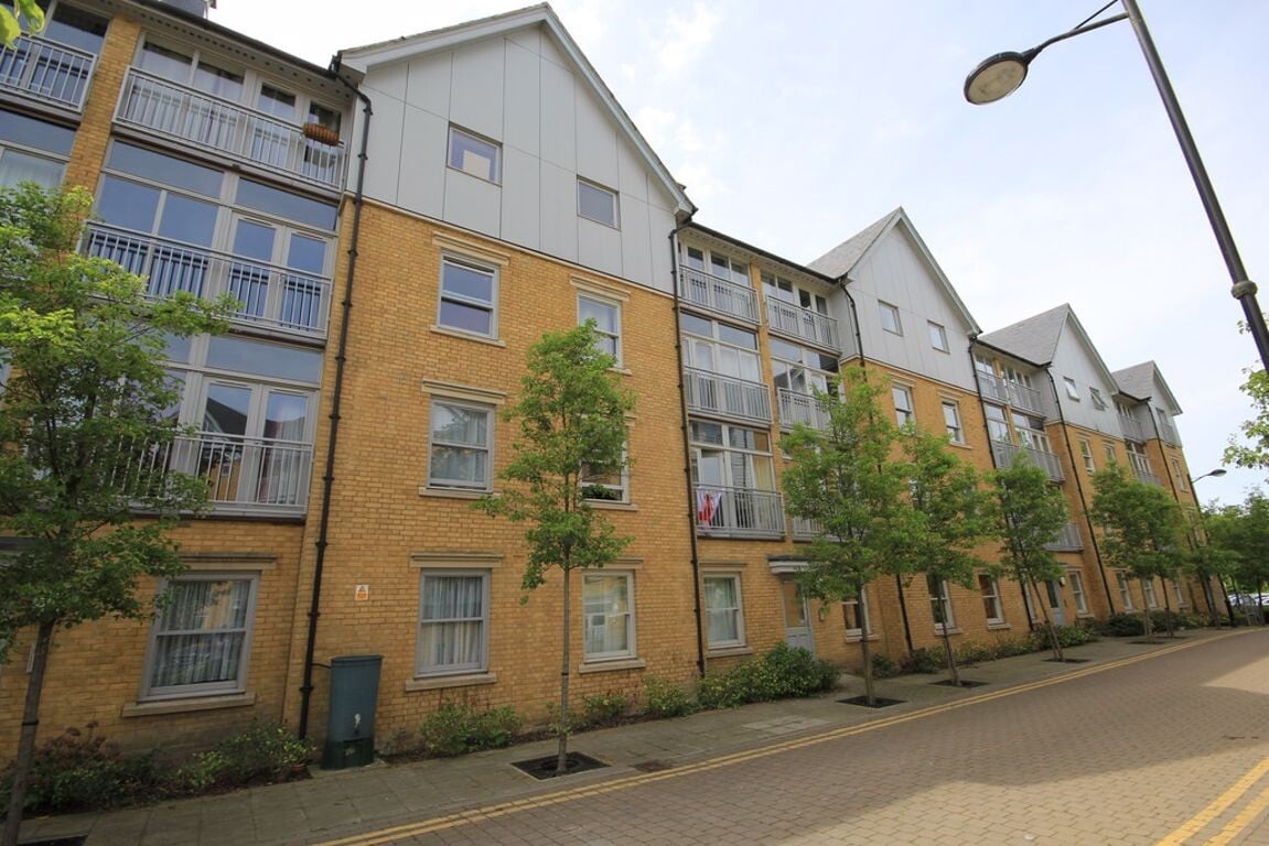 3 bedroom apartment for rent Bingley Court, Canterbury, CT1 2SX UniHomes
