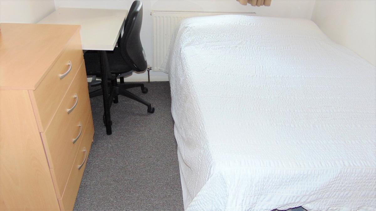 4 bedroom house for rent Napier Road, Portsmouth, PO5 2RB UniHomes