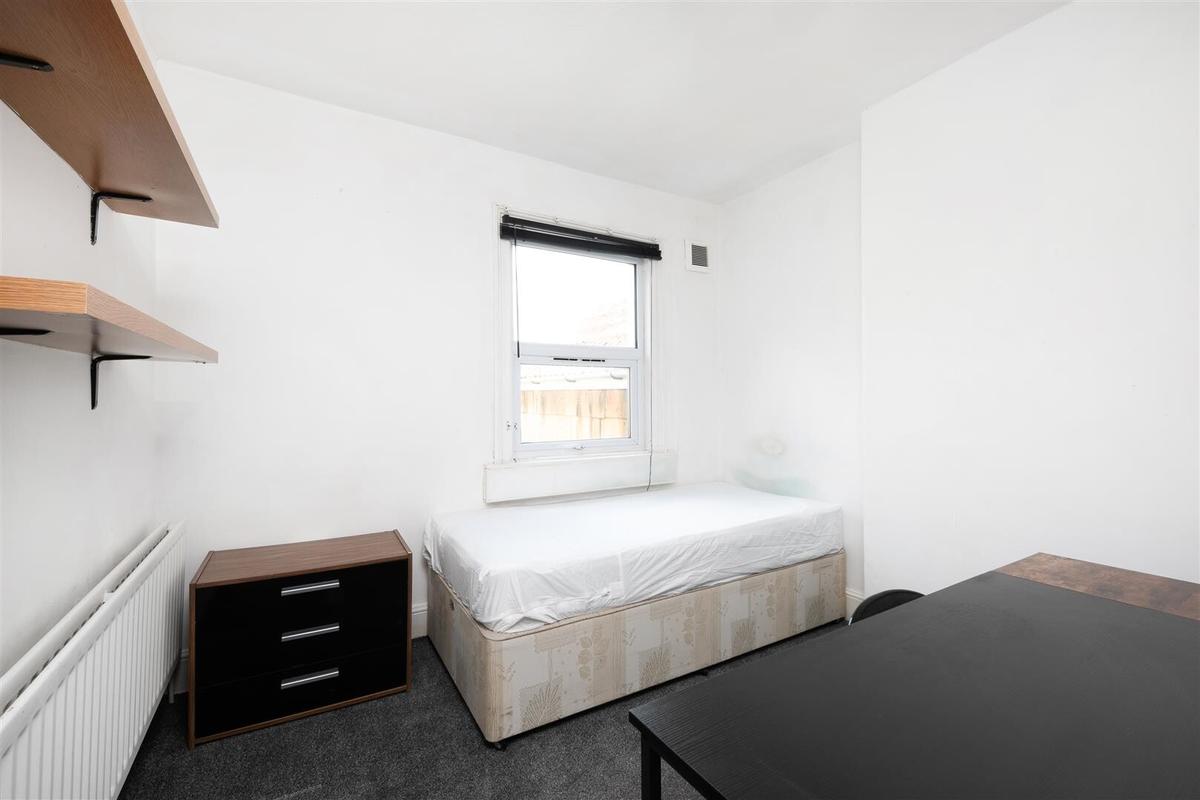 5 bedroom house for rent Cork Street, Bath, BA1 3BD UniHomes