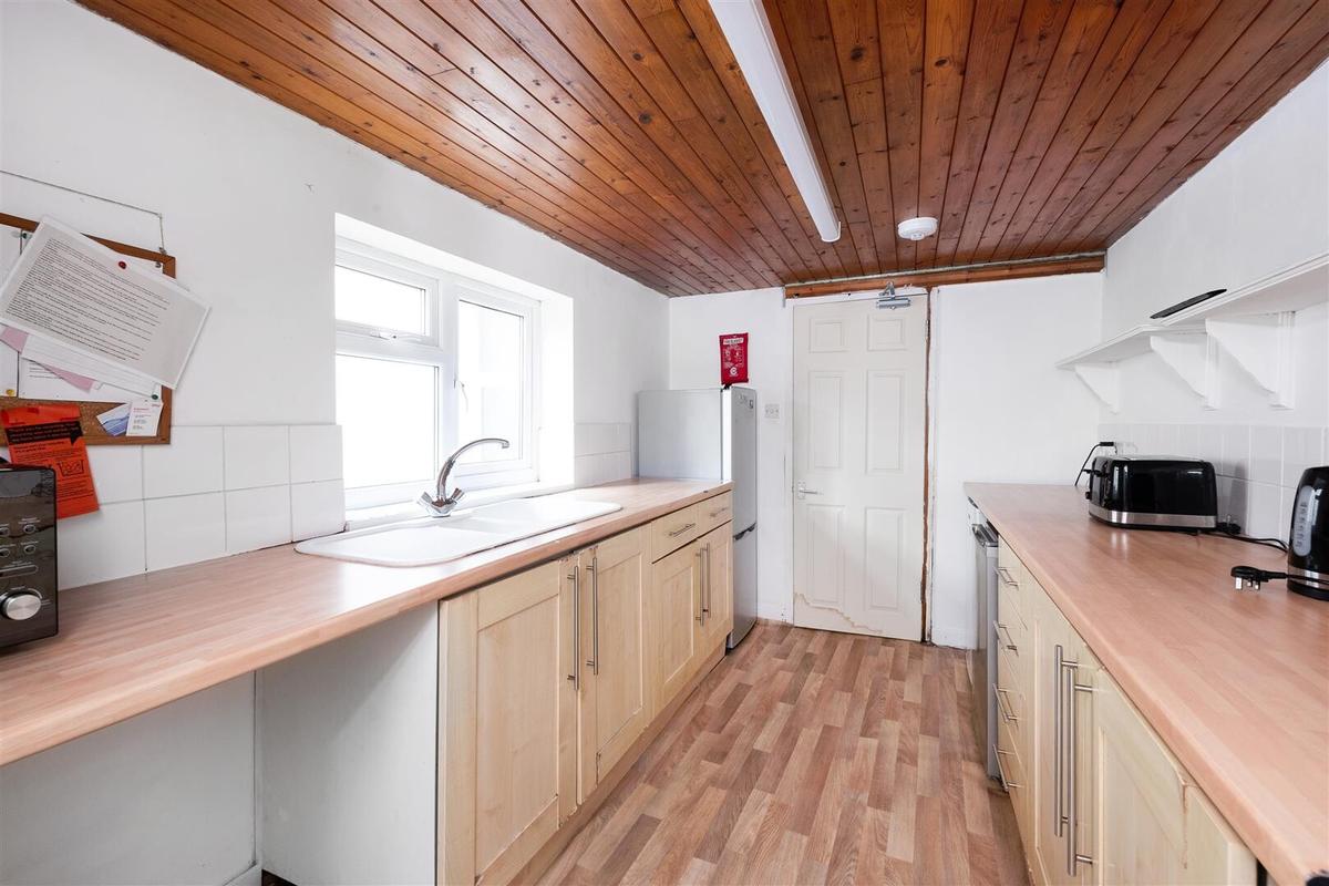 5 bedroom house for rent Cork Street, Bath, BA1 3BD UniHomes