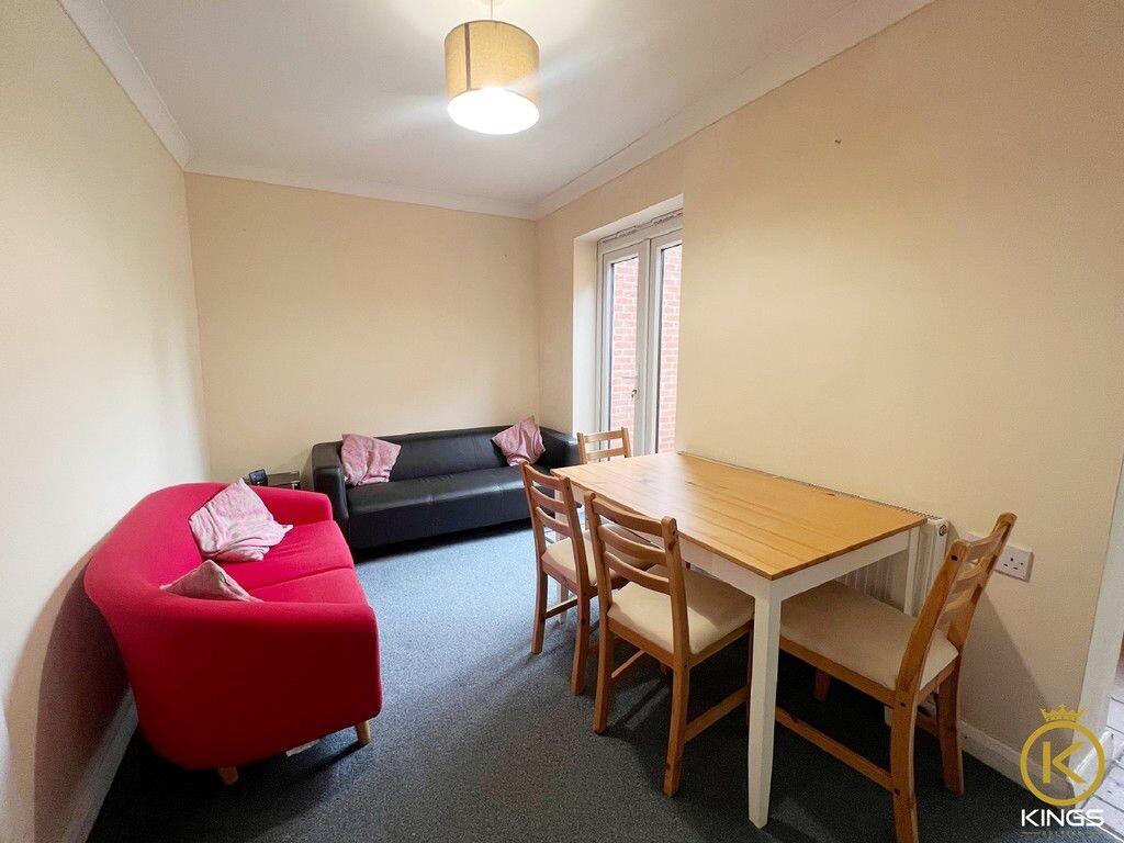 5 bedroom house for rent Hillcrest Road, Surrey, GU2 8HR UniHomes