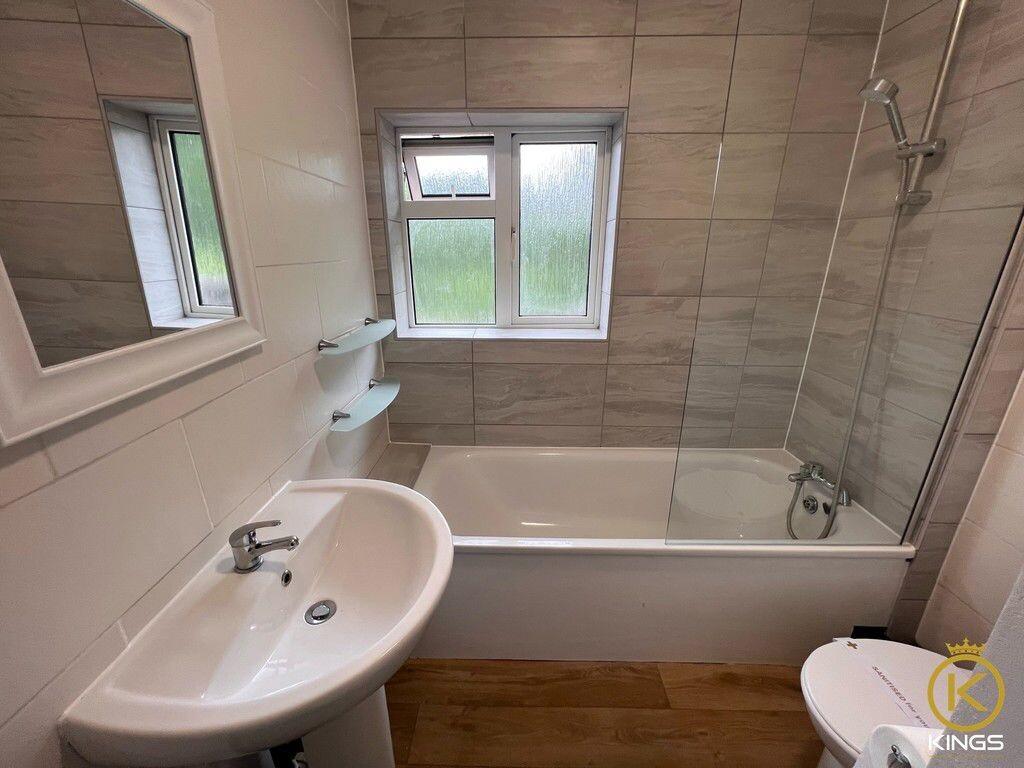 5 bedroom house for rent Hillcrest Road, Surrey, GU2 8HR UniHomes