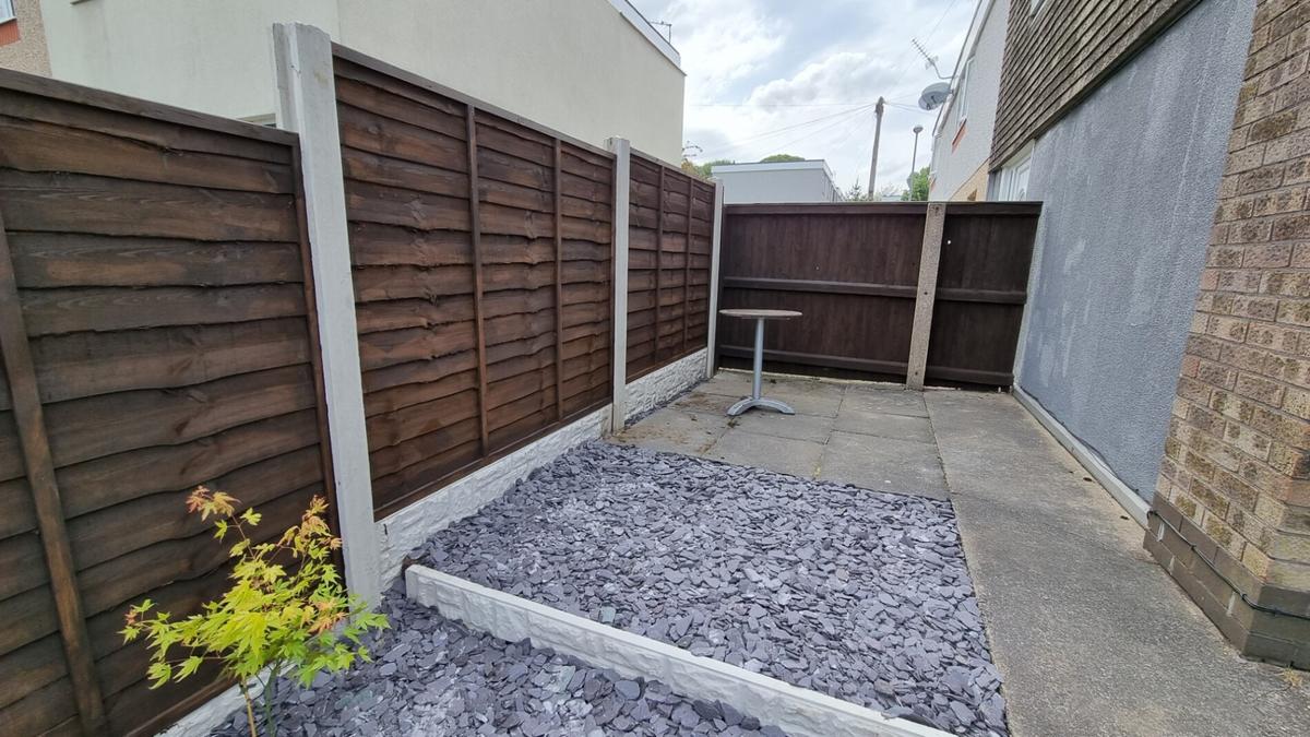 4 bedroom house for rent Woodbridge Vale, Leeds, LS6 3LT UniHomes