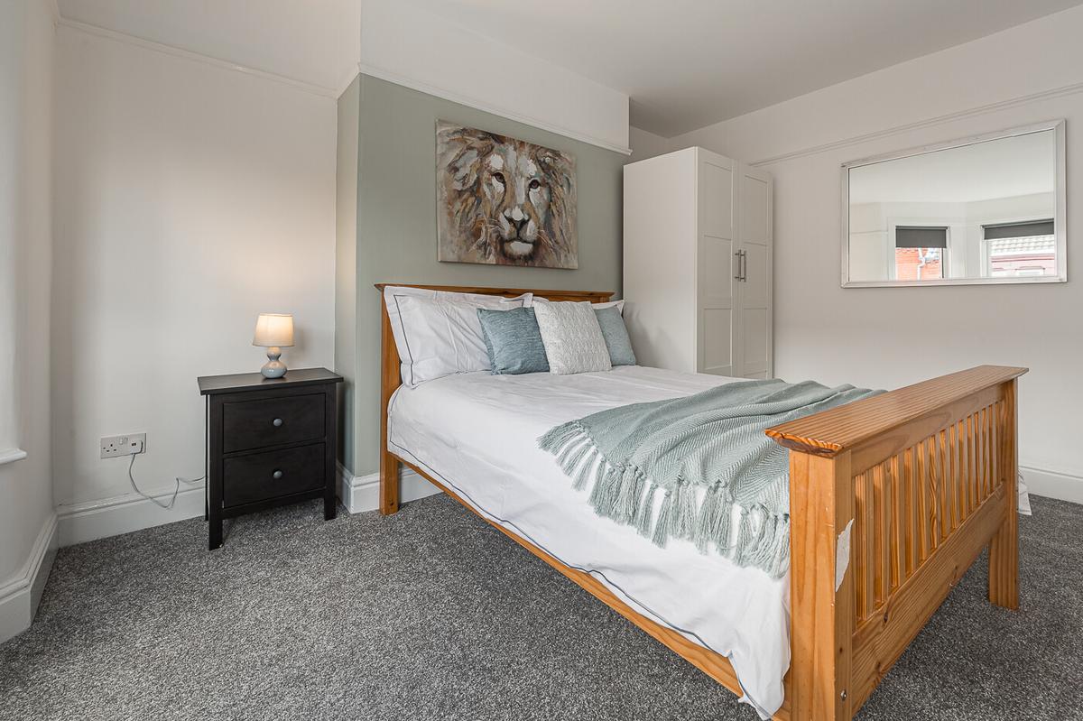 7 bedroom house for rent Peterborough Road, Liverpool, L15 9HN UniHomes