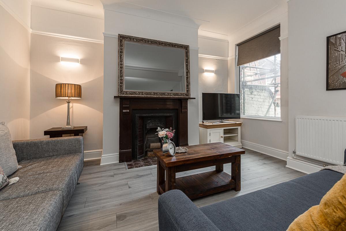 7 bedroom house for rent Peterborough Road, Liverpool, L15 9HN UniHomes