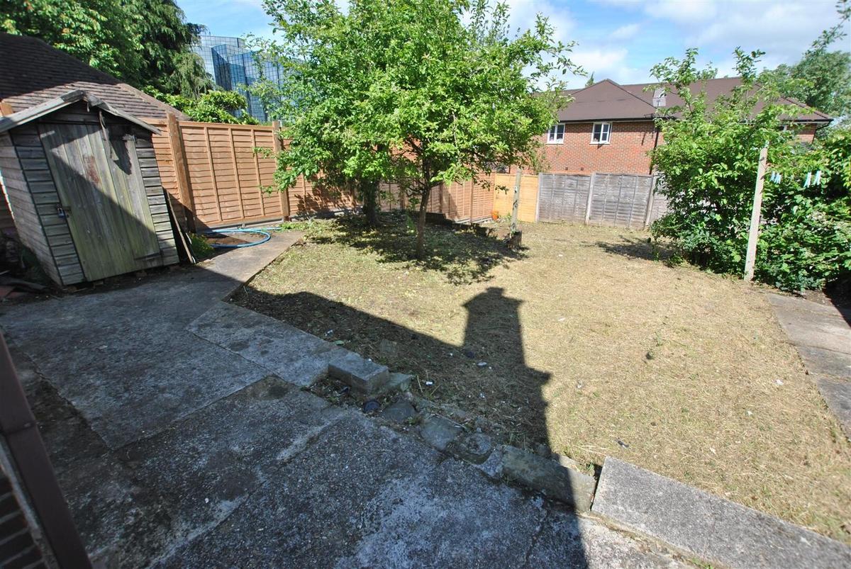 4 bedroom house for rent Montague Road, London, UB8 1QL UniHomes