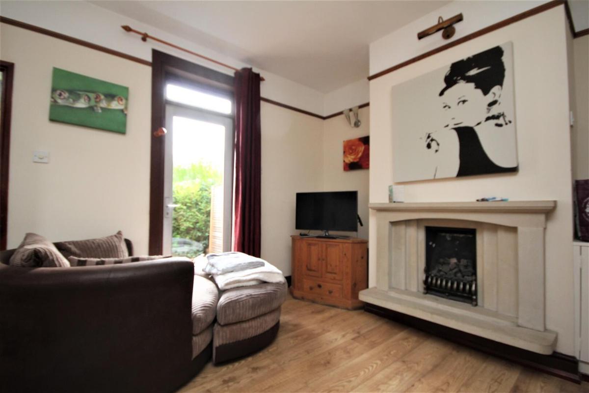 3 bedroom house for rent Baden Road, Surrey, GU2 9NZ UniHomes