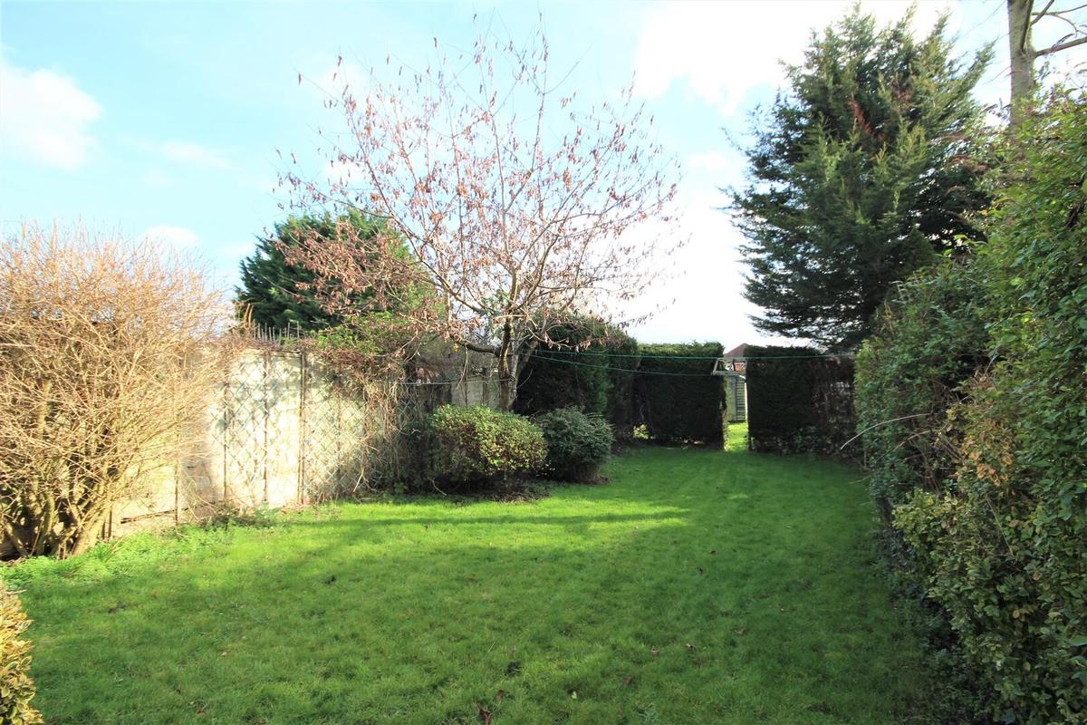 3 bedroom house for rent Baden Road, Surrey, GU2 9NZ UniHomes