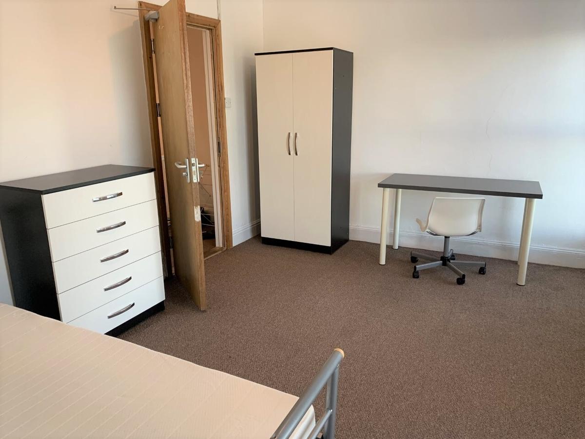 4 bedroom house for rent Seaview Terrace Mount Pleasant, Swansea, SA1