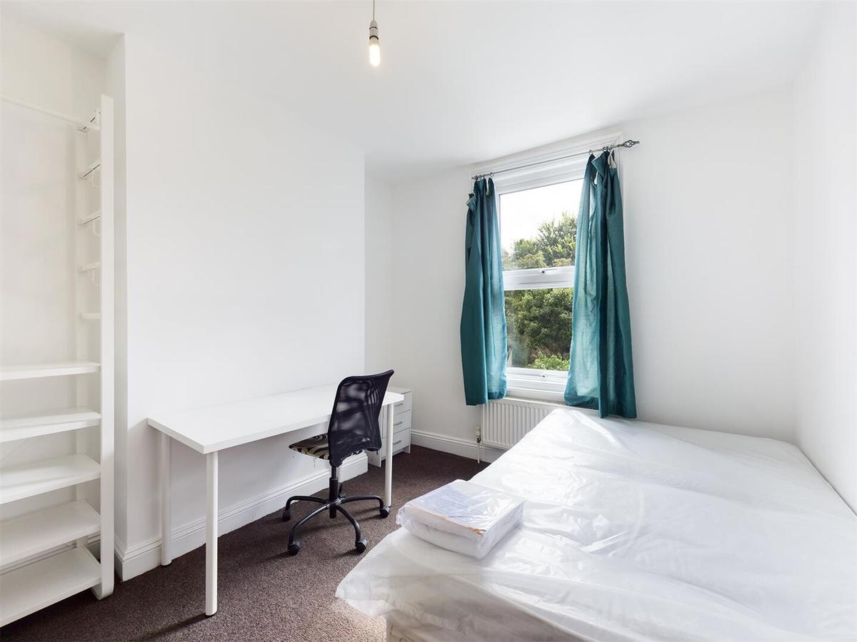 4 bedroom house for rent Newmarket Road, Brighton, BN2 3QF UniHomes
