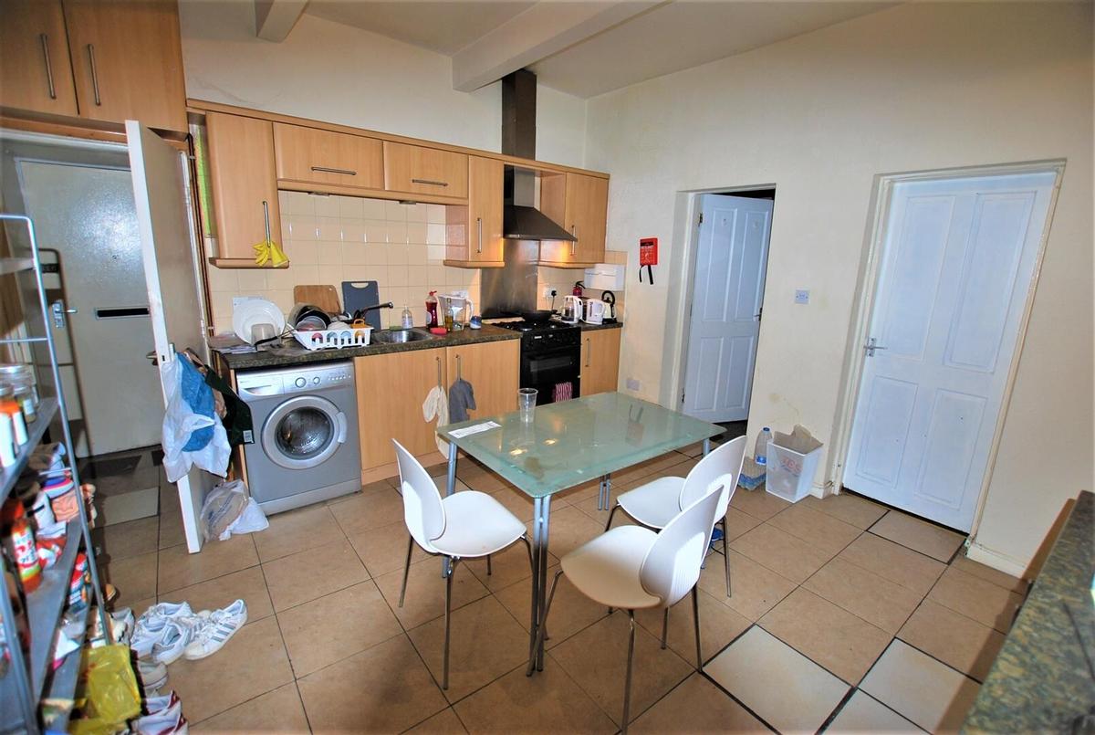 3 bedroom apartment for rent Townhead Street, Sheffield, S1 2ED UniHomes