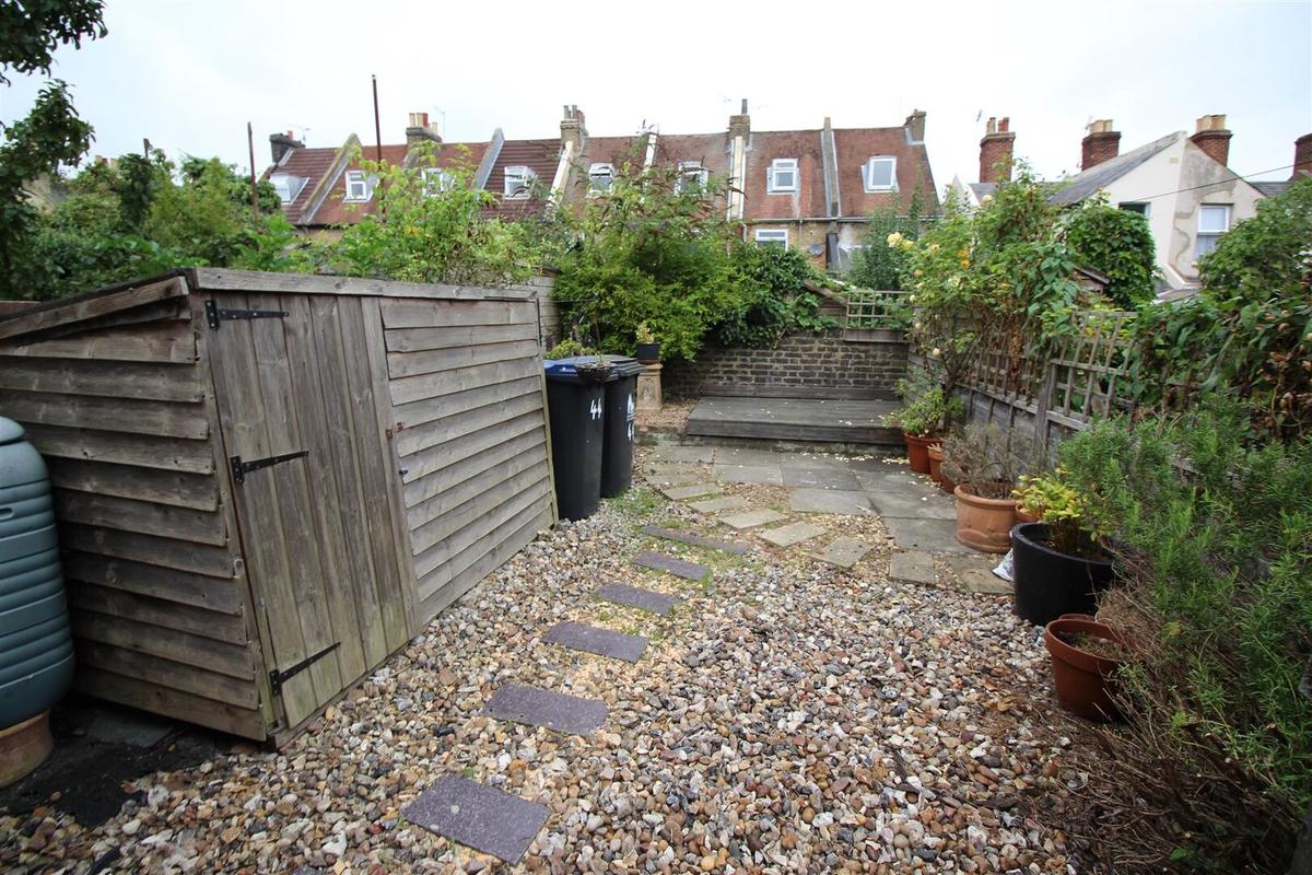 4 bedroom house for rent St Peters Grove, Canterbury, CT1 2DJ UniHomes