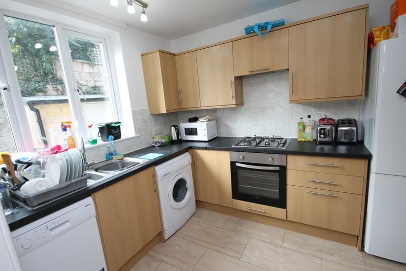4 bedroom house for rent Portland Terrace, Bath, BA1 2SH UniHomes