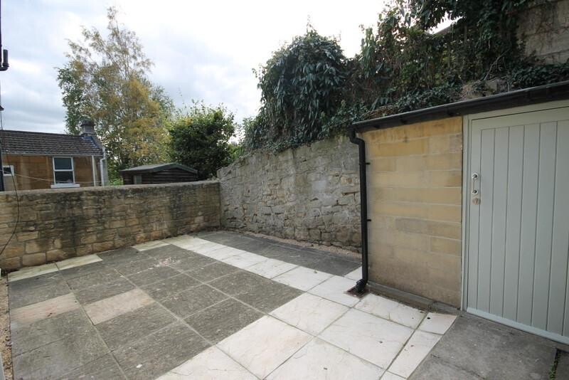 4 bedroom house for rent Portland Terrace, Bath, BA1 2SH UniHomes