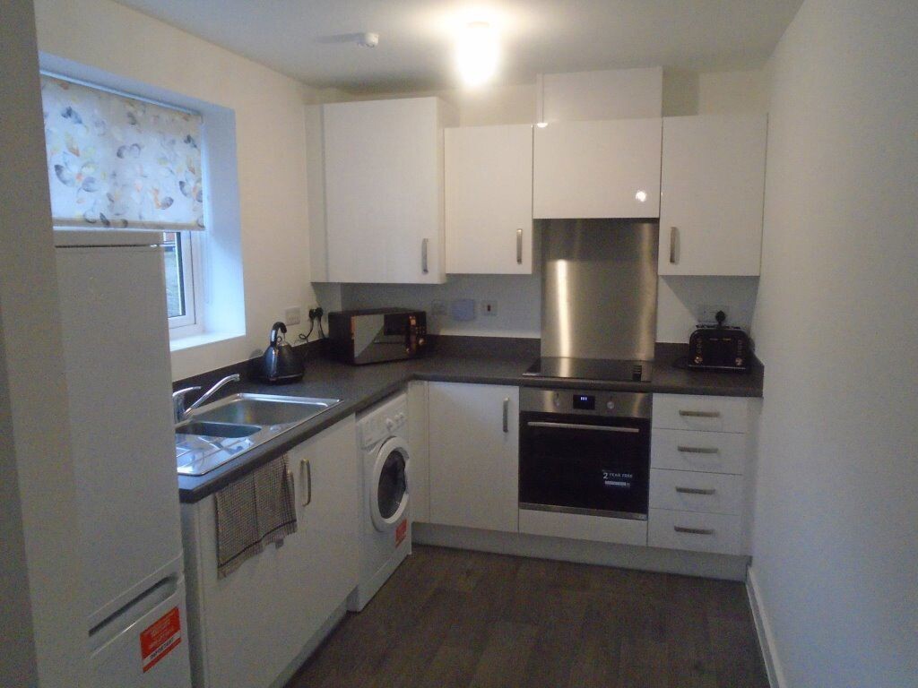 2 bedroom house on Heroes Drive, Selly Oak, Birmingham
