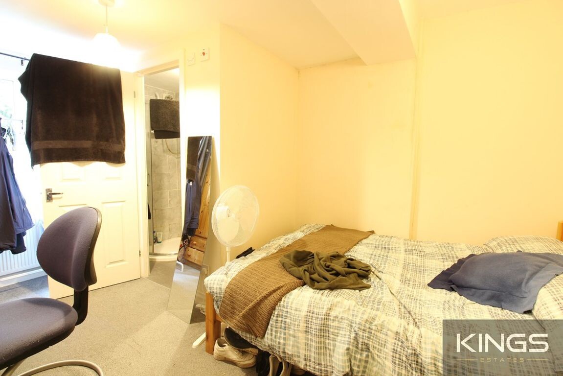 5 bedroom house for rent Broadlands Road, Southampton, SO17 3AP UniHomes